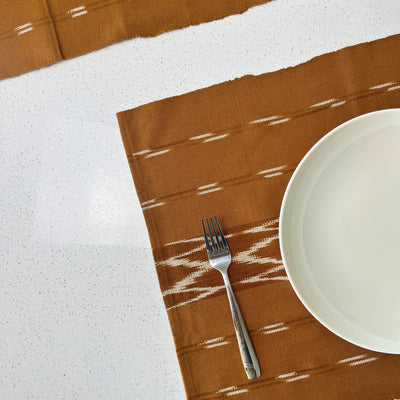 Serpentine Ikat Woven Placemat - Cinnamon