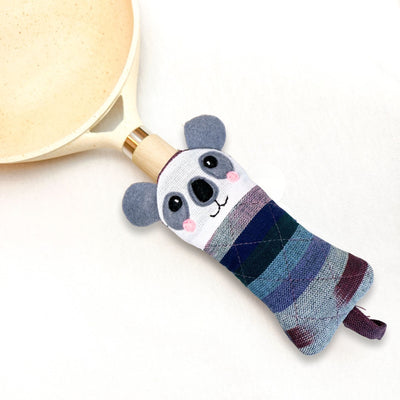 Koala Skillet Handle Holder