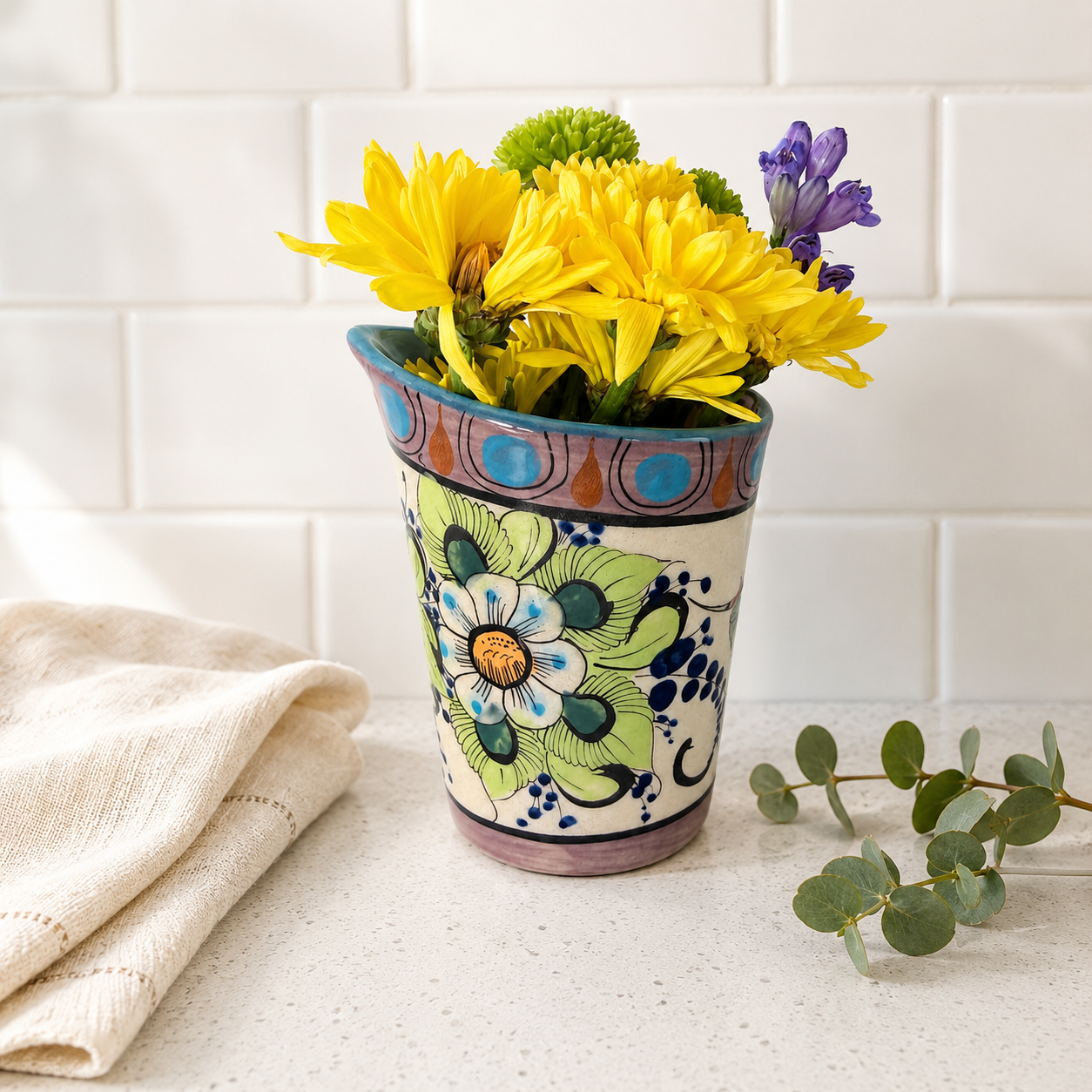 Floral Hummingbird Vase – Hand-Painted Guatemalan Ceramic