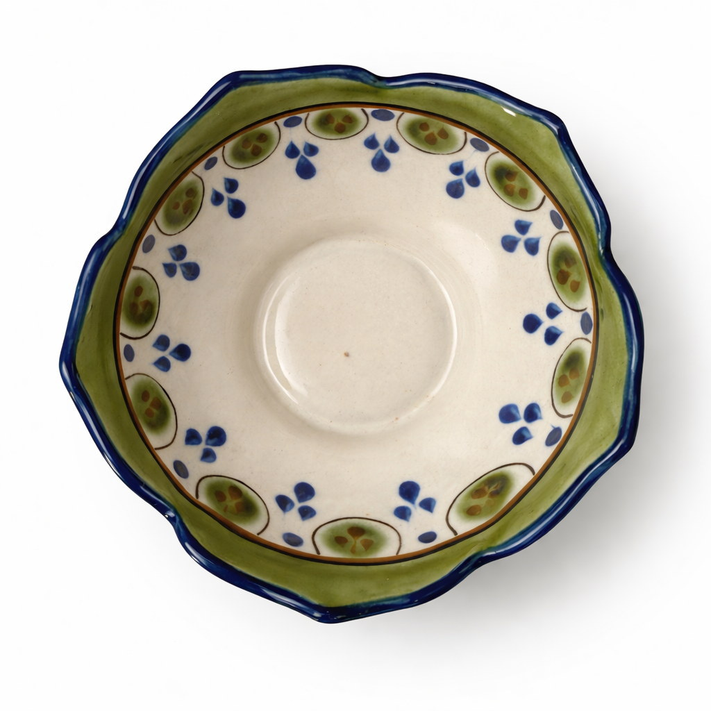 Guatemalan Hand-Painted Ceramic Scalloped Bowl