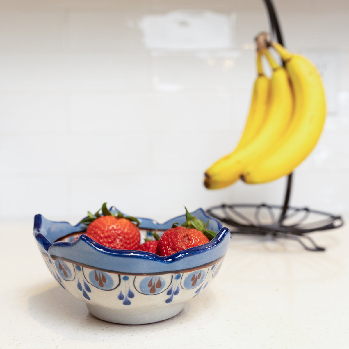 Guatemalan Stoneware Berry Bowl